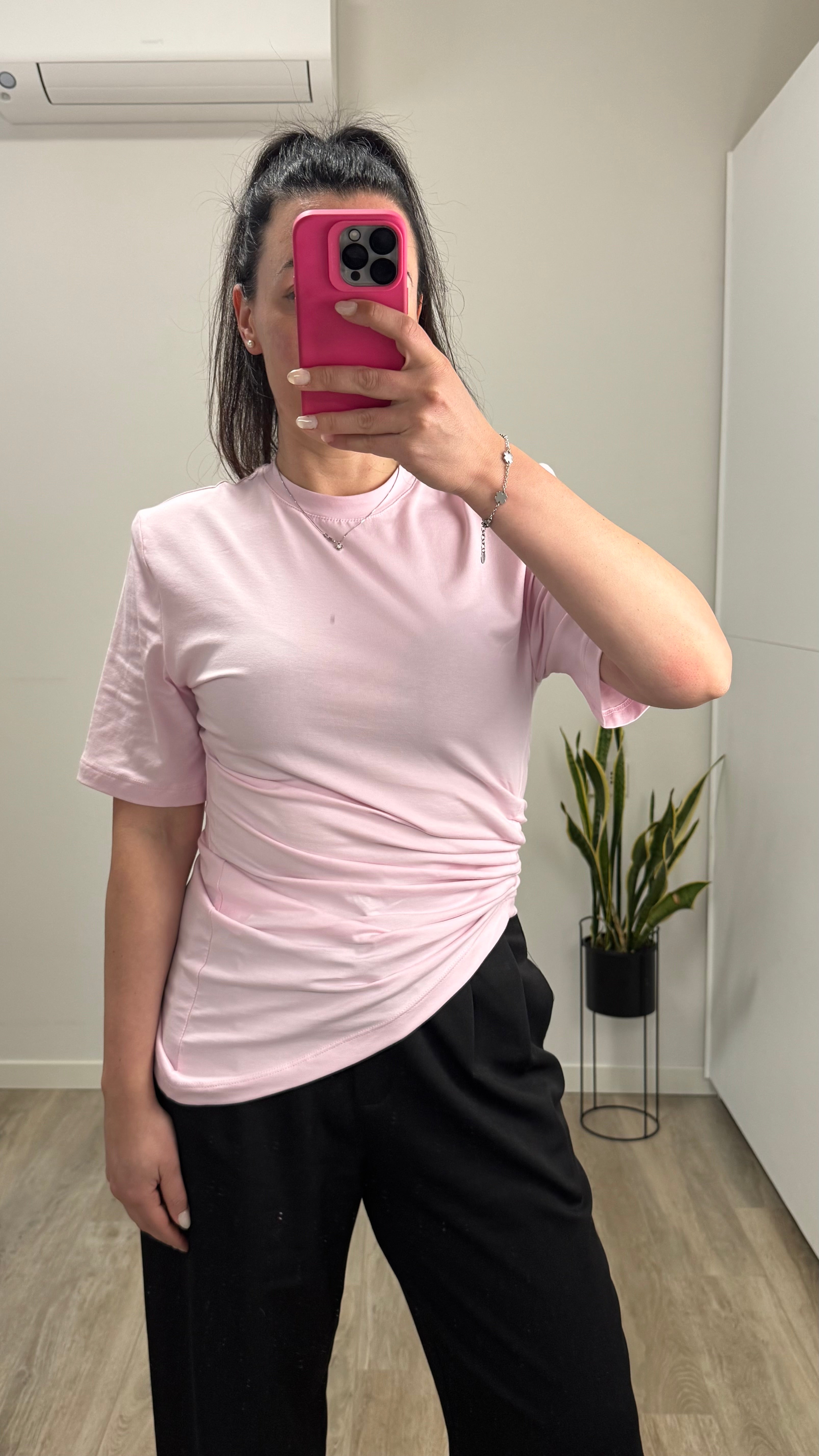 T SHIRT